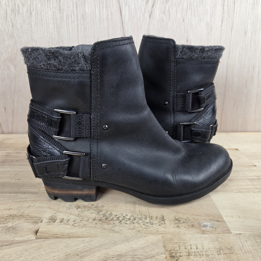 Sorel Lolla Womens Size 8  Snow Winter Ankle Booties Black Waterproof Moto